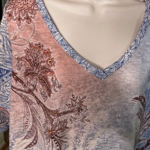 Westport Womens Embellished Top Cruise Ware Blouse Plus Size 2X Blue Pink u - Picture 3 of 7